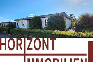 = H = FREISTENDES BUNGALOW MIT GARTEN, GARAGE UND WEITBLICK INS GRÜN-LAGE! = H = – Die vollständige Adresse der Immobilie erhältst du vom Anbieter., 51674 Wiehl – Vorschaubild 1