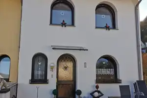 Großzügiges Reihenendhaus mit schönem Eckgrundstück – Neuwied (Kreis) – Vorschaubild 1