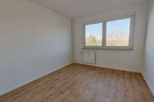 2-Raumwohnung in ruhiger Lage + Laminatboden + Wannenbad + EBK – Am Rosengarten 80c, 6132 Halle (Saale) – Vorschaubild 5