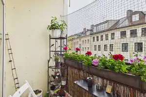 Property thumbnail 9