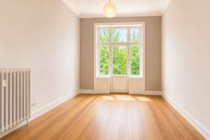 Jugendstil-Grandesse am Innocentiapark:  217 m²,  6,5 Zimmer  &  zwei Balkone in Harvestehude – Die vollständige Adresse der Immobilie erhältst du vom Anbieter., 20144 Harvestehude, Hamburg – Vorschaubild 19
