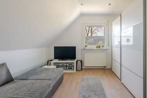 Lichtdurchflutetes Einfamilienhaus mit Photovoltaik, eigenem Garten und Garage. – Die vollständige Adresse der Immobilie erhältst du vom Anbieter., 84048 Mainburg – Vorschaubild 14