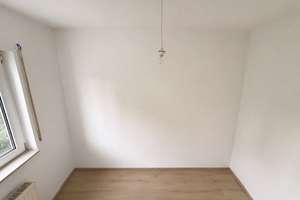 Gehobene 1,5-Zimmer-Wohnung mit neuer Einbauküche in Wiesbaden – Schiersteiner Straße 39, 65187 Rheingauviertel / Hollerborn, Wiesbaden – Vorschaubild 4