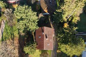Zweifamilienhaus mit Charme in Bestlage der Achalm – großes Traumgrundstück über 1.100 m² – Die vollständige Adresse der Immobilie erhältst du vom Anbieter., 72766 Reutlingen-Mitte, Reutlingen – Vorschaubild 2