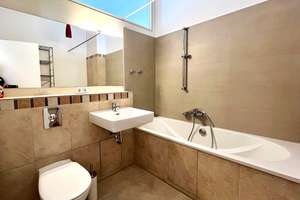 DIREKTE WASSERLAGE - 3 ZIMMER WE MIT BALKON IM MODERNISIERTEN ALTBAUKLASSIKER MIT BALKON + FAHRSTUHL – Die vollständige Adresse der Immobilie erhältst du vom Anbieter., 10179 Mitte (Ortsteil), Berlin – Vorschaubild 17
