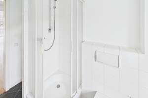 Property thumbnail 25