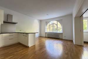 Top sanierte Altbauwohnung mit Chic und Charme