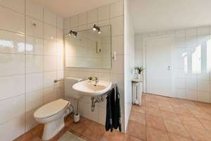 Property thumbnail 36