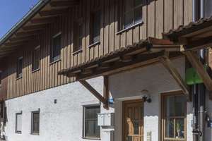 Grosse Erdgeschosswohnung mit Garten, Stellplätzen, Gewerbeeinheit BEZUGSFREI ab 01.10.2026! – Die vollständige Adresse der Immobilie erhältst du vom Anbieter., 85653 Aying – Vorschaubild 4