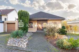 Schöner Bungalow in sehr guter Lage mit Garage und Garten im Randbereich von Remscheid! – Remscheid – Vorschaubild 1