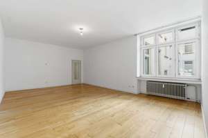 Repräsentative Eigentumswohnung am Theodor-Heuss-Park – Die vollständige Adresse der Immobilie erhältst du vom Anbieter., 50668 Neustadt/Nord, Köln – Vorschaubild 3