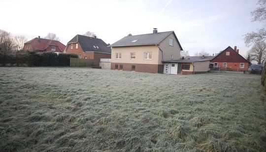 Bild von Einfamilienhaus mit Baugrundstück in Rolfsbüttel