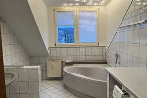 Gemütliche 3-Zimmerwohnung - ideal für 2-3 Personen mit Einbauküche. Anschauen lohnt! – Hünefeldstraße 88, 42285 Wuppertal – Vorschaubild 5