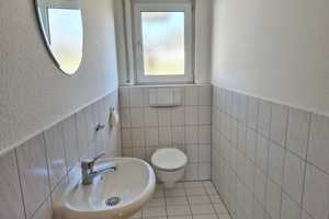 **Mehrheitseigentum mit 2 Wohnungen im ruhig gelegenen 3-Parteien-Haus!** – Elsterweg 9, 72589 Alb-Donau-Kreis – Vorschaubild 11