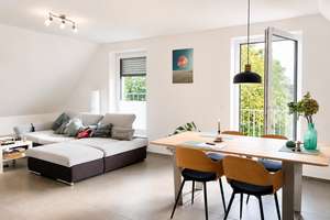 NEU: Große barrierefreie Dachgeschosswohnung mit schönem Balkon in Rheine -bezugsfrei-