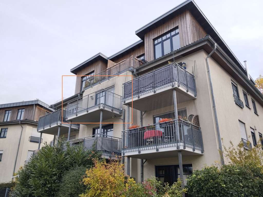 + Kaarst + 1-Zimmer-Wohnung + 2. OG + ca. 43 m² Wohnfläche + Balkon + Stellplatz + vermietet +