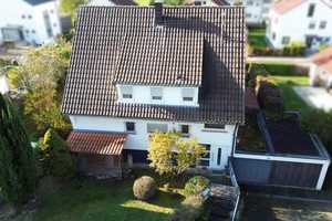 ...das gepflegte Wohnhaus mit zwei Garagen, Carport und dem Charme der fünfziger Jahre! – Reutlingen (Kreis) – Vorschaubild 1