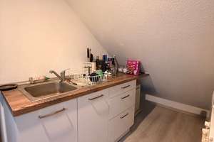 Kleine Dachgeschoss ETW mit Küchenzeile in Hannover-Davenstedt – Richard-Partzsch-Straße 9, 30455 Davenstedt, Hannover – Vorschaubild 8