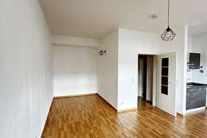 Attraktive 1-Zimmer-Wohnung mit Einbauküche in Schkeuditz – Turnerstraße 44, 4435 Schkeuditz – Vorschaubild 3