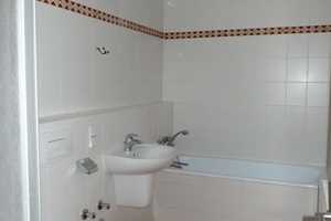 TOP Wohnung für Eigennutzer ! Sofort beziehbar--Wanne/Dusche--Gäste WC--Lift--Einbauküche--2 Balkone – Erich-Mühsam-Straße 33, 9112 Chemnitz – Vorschaubild 8