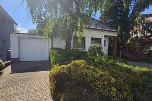 Freistehendes Einfamilienhaus auf großem Grundstück in Köln-Weiden   – Am Engelshof 4, 50859 Weiden, Köln – Vorschaubild 7