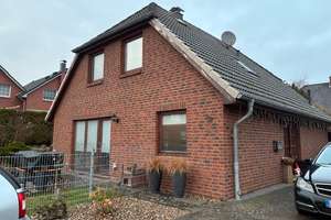 Einfamilienhaus in ruhiger Randlage mit gemauerten Kamin und massiver Garage – Die vollständige Adresse der Immobilie erhältst du vom Anbieter., 19073 Wittenförden – Vorschaubild 2