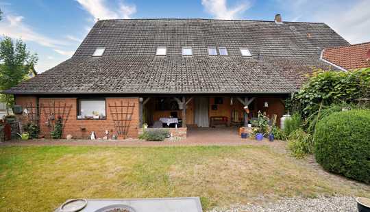 Bild von Familiäres Eigenheim mit viel Platz auf zwei Etagen sucht neue Familie in Lehrte - Aligse