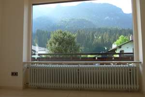 Großzügige Doppelhaushälfte in TOP Lage von Garmisch - Besonderes Wohnen für hohe Ansprüche – Die vollständige Adresse der Immobilie erhältst du vom Anbieter., 82467 Garmisch-Partenkirchen – Vorschaubild 4