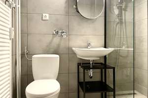Möbliertes Appartment mit zwei separaten Schlaf-/Wohnzimmern ** ideal als Mitarbeiterwohnung oder WG – Die vollständige Adresse der Immobilie erhältst du vom Anbieter., 81371 Sendlinger Feld, München – Vorschaubild 4