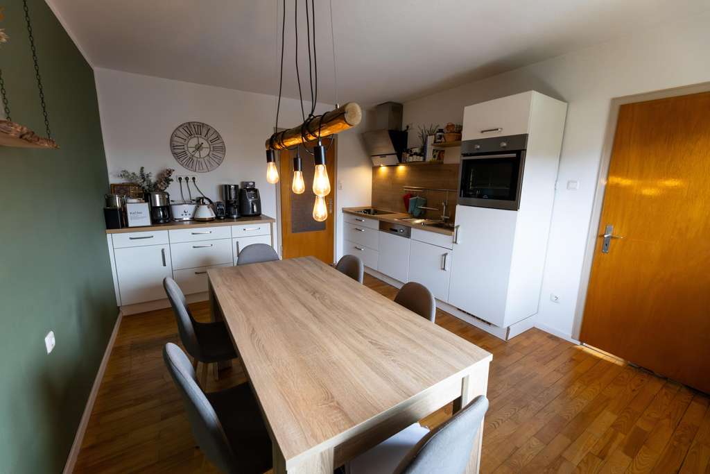 Immobilie in Schwarzenfeld - Wohnen in zentraler Lage - Bild 1