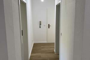 2,5-ZKB-Wohnung Erstbezug nach umfassender Sanierung mit Balkon, Grünblick & Tiefgaragenstellplatz – Breslauer Straße 16, 65203 Biebrich, Wiesbaden – Vorschaubild 19