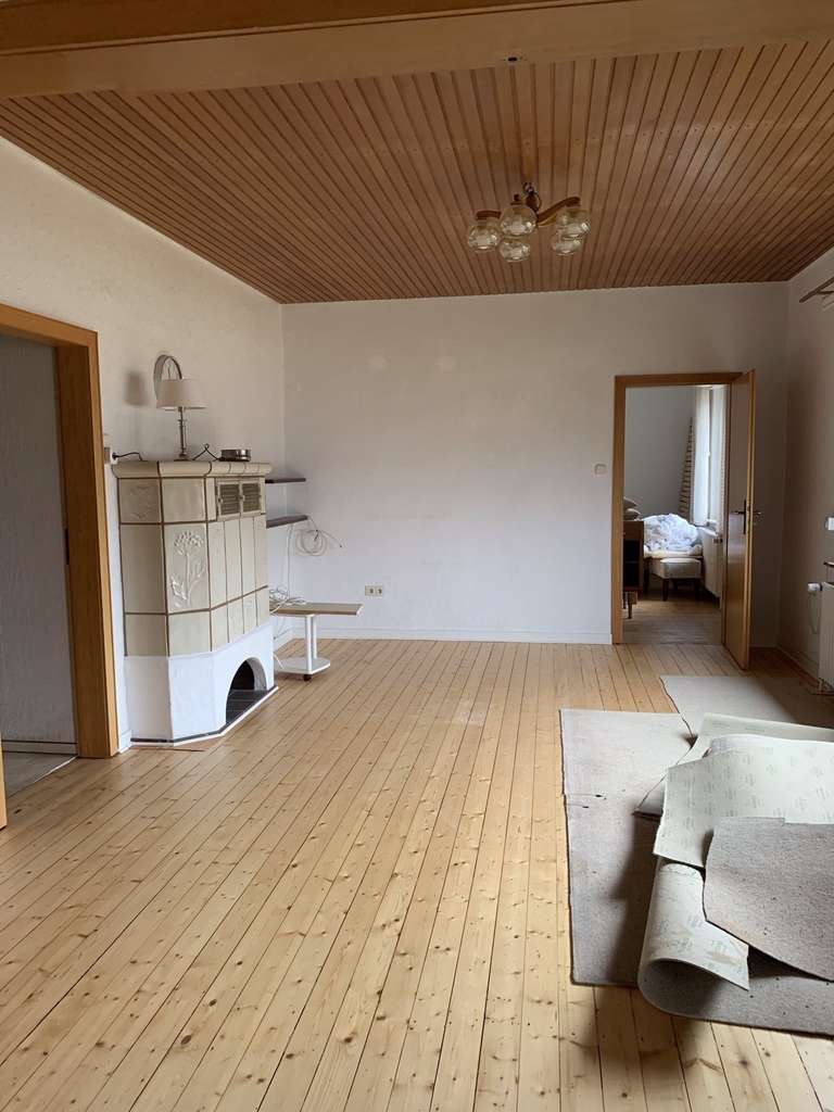 Immobilie in Hille - Großzügiges Anwesen mit Nebengebäuden - Bild 2