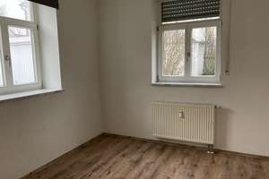 Ansprechende und vollständig renovierte 2-Raum-Loft-Wohnung in Krumbach (Schwaben) – Die vollständige Adresse der Immobilie erhältst du vom Anbieter., 86381 Krumbach (Schwaben) – Vorschaubild 3