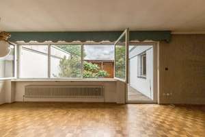 Absolut ruhig gelegen: Bungalowmäßiges Atriumhaus mit ausgebautem UG – Die vollständige Adresse der Immobilie erhältst du vom Anbieter., 81475 Fürstenried-West, München – Vorschaubild 4