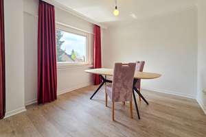Helle 3-Zimmer-Wohnung mit gr. Süd-Balkon & Fussbodenheizung im gepflegten 6-Parteienhaus – Die vollständige Adresse der Immobilie erhältst du vom Anbieter., 51381 Quettingen, Leverkusen – Vorschaubild 4