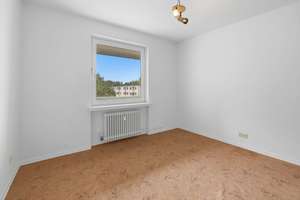 Charmante 3 ZKB mit Loggia und Einbauküche – Die vollständige Adresse der Immobilie erhältst du vom Anbieter., 28327 Blockdiek, Bremen – Vorschaubild 4