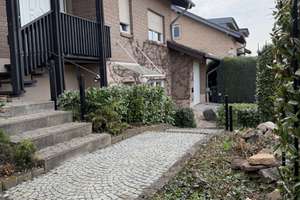 Viel Platz für Ihre Ideen: Großzügiges Einfamilienhaus mit Einliegerwohnung in Kreuzau – Die vollständige Adresse der Immobilie erhältst du vom Anbieter., 52372 Kreuzau – Vorschaubild 2