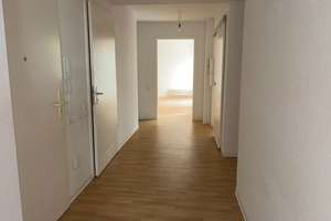 Riesige Familienwohnung mit Terrasse und Gäste-WC!  – Simon-Bolivar-Straße 19, 13055 Alt-Hohenschönhausen, Berlin – Vorschaubild 10