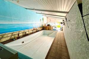 Einfamilienwohnhaus mit Indoor Pool und Garage in MA-Neckarau.