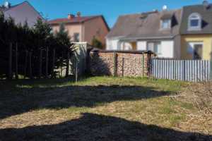 Zuhause gestalten: Familienfreundliche DHH mit Nebengebäude und Garten in zentraler Lage – Clara-Zetkin-Straße 5, 16792 Oberhavel (Kreis) – Vorschaubild 3
