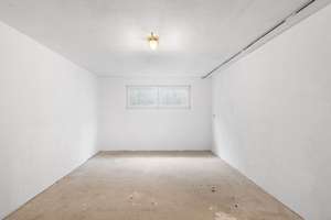 Helles Reihenmittelhaus mit studioähnlicher Dachgeschosswohnung – ideal für Familien! – Die vollständige Adresse der Immobilie erhältst du vom Anbieter., 93055 Ostenviertel, Regensburg – Vorschaubild 36