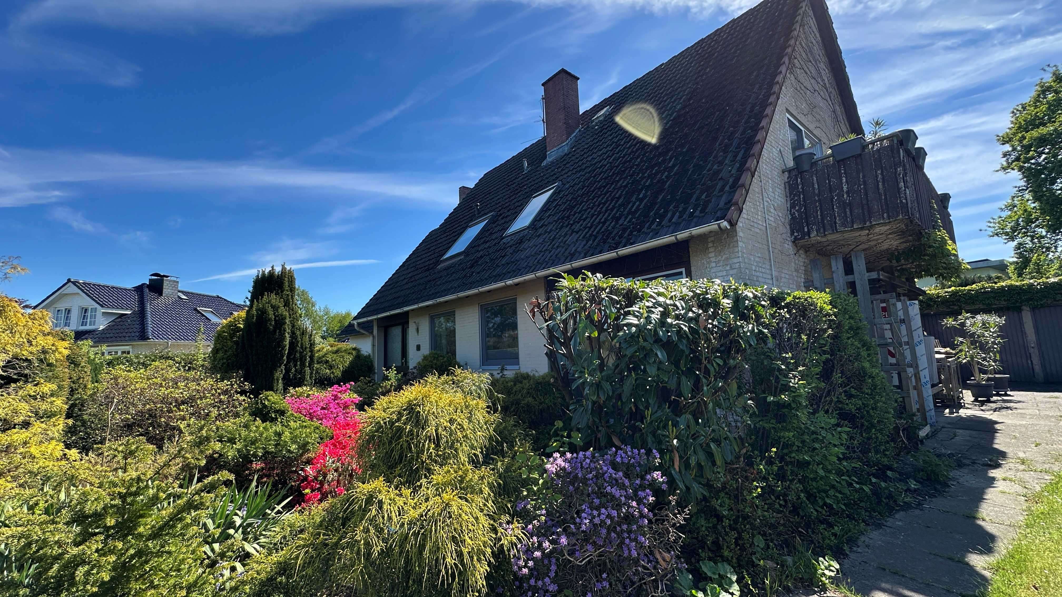 Ruhig gelegene 2,5-Zimmer-Wohnung mit Gartenanteil & Garage im schönen Appen, Pinneberg Kreis – Bild 1