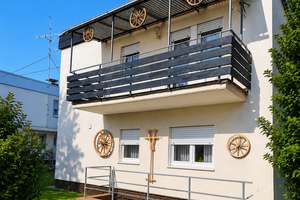 Nur HIER - vom 70er-Jahre-Haus zur modernen Bauhaus-Ikone