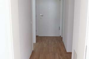 Moderne 2,5-Zimmer-Wohnung mit Gartenterrasse, EBK und Tiefgarage (E-Auto!) – Heideloffstraße 26, 90478 Glockenhof, Nürnberg – Vorschaubild 3