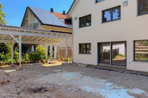 Neubau-DHH in Waldperlach, ca. 192 m² Luxus auf 4 Ebenen mit Panorama-Kamin und PV-Anlage