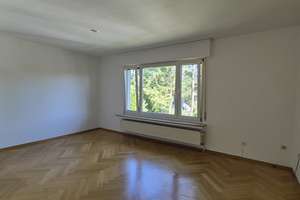 Charmante Doppelhaushälfte in Bad Godesberg Schweinheim mit zwei Terrassen und herrlichem Ausblick! – Die vollständige Adresse der Immobilie erhältst du vom Anbieter., 53177 Schweinheim, Bonn – Vorschaubild 3
