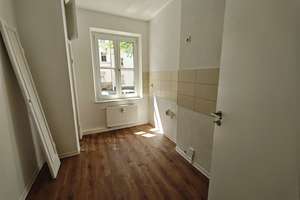 *Neusanierte und großzügige 2-Zimmer mit Laminat und Wannenbad in schöner Lage* – Hans-Sachs-Straße 35, 9126 Lutherviertel, Chemnitz – Vorschaubild 7