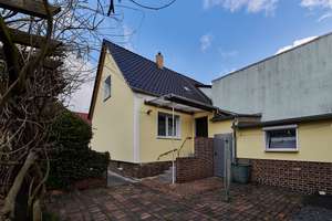 Familienfreundliche Doppelhaushälfte in Lauchhammer-West! – Heinrich-Heine-Str. 7, 1979 Lauchhammer – Vorschaubild 3