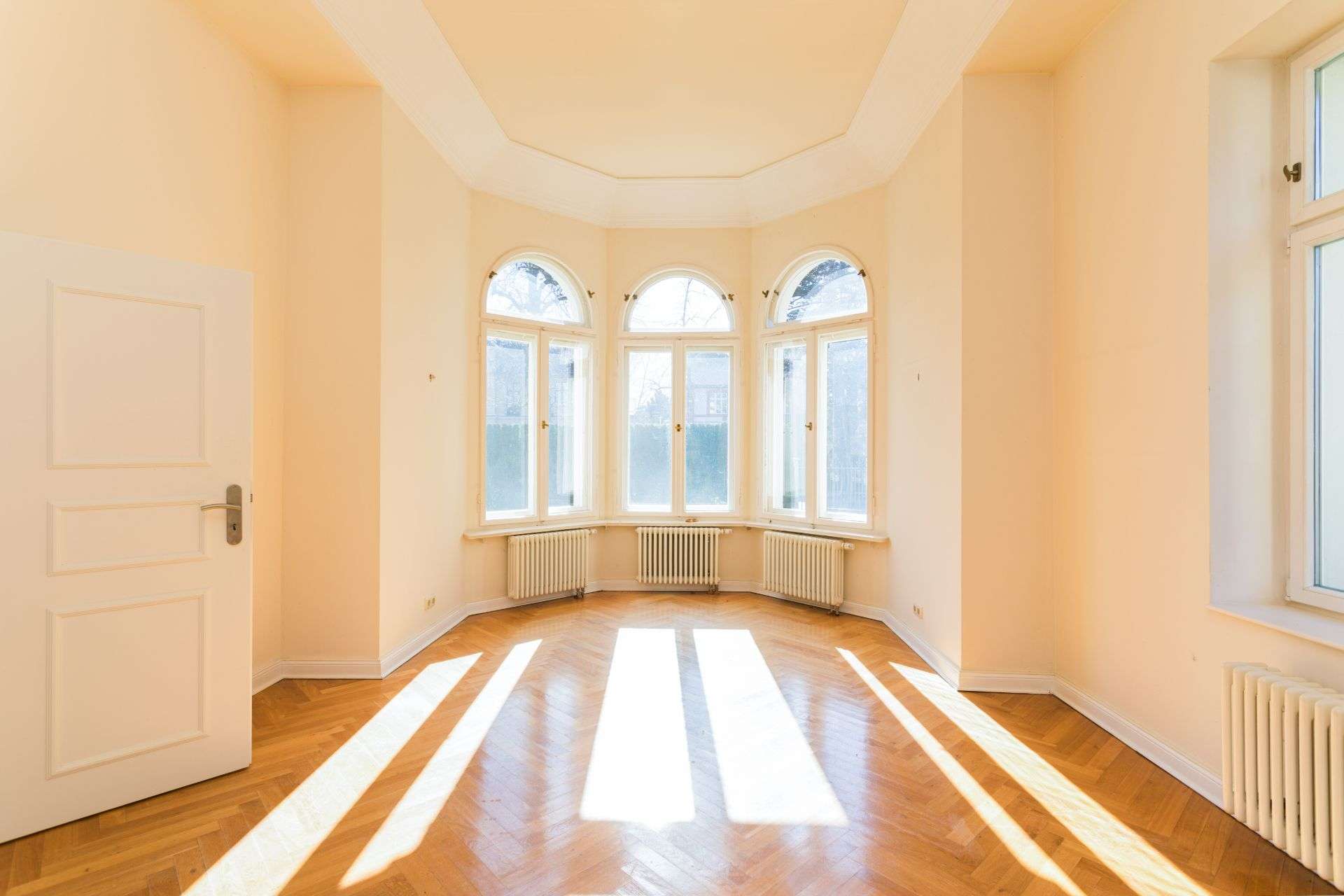 Exquisite Wohnung am Griebnitzsee – Historische Eleganz trifft moderne Möglichkeiten, Potsdam – Bild 3