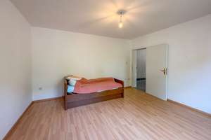 Komfortables Wohnen: 4-Zimmer-Eigentumswohnung im Herzen von Bremerhaven – Die vollständige Adresse der Immobilie erhältst du vom Anbieter., 27570 Geestemünde, Bremerhaven – Vorschaubild 13
